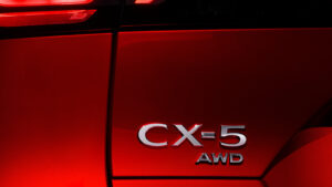 Mazda CX-5 - значок CX-5 - Мазда CX-5 - Значок CX-5 является знаком Mazda CX-5.