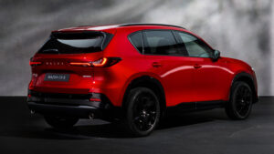 Mazda CX-5 - задняя часть.