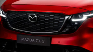 Mazda CX-5 - решетка решетки.