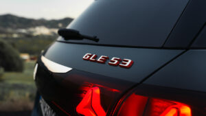 Mercedes-AMG GLE 53 - задняя деталь.