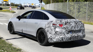 Мерседес C-класс Электрический - серый задний 3/4