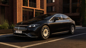 Мерседес EQS facelift - передний фронт.