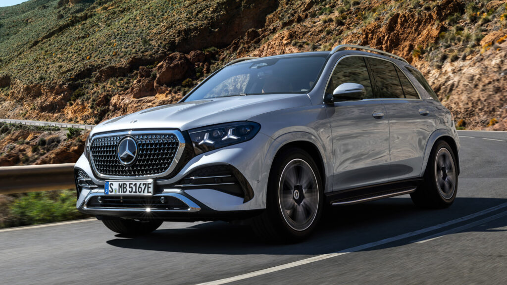 Mercedes GLE - front action