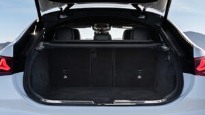 Мерседес GLE Coupe - загрузка.