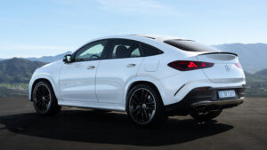 Mercedes GLE Coupe - задняя часть купе.