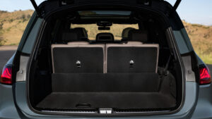 Мерседес GLS подтяжка лица - загрузка.