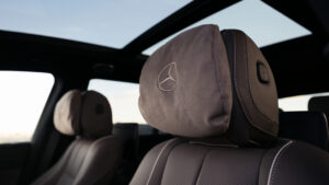 Mercedes GLS facelift - подголовок для головы.