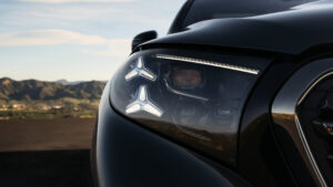 Mercedes GLS facelift - фронтальный фонарь.