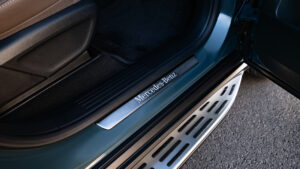 Мерседес GLS подтяжка лица - порог.