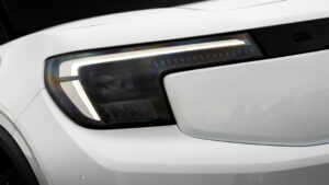 Новый Ford Explorer Van - фары