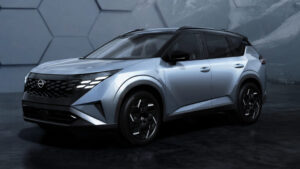 Новый Nissan X-Trail - студийный передний угол под углом.