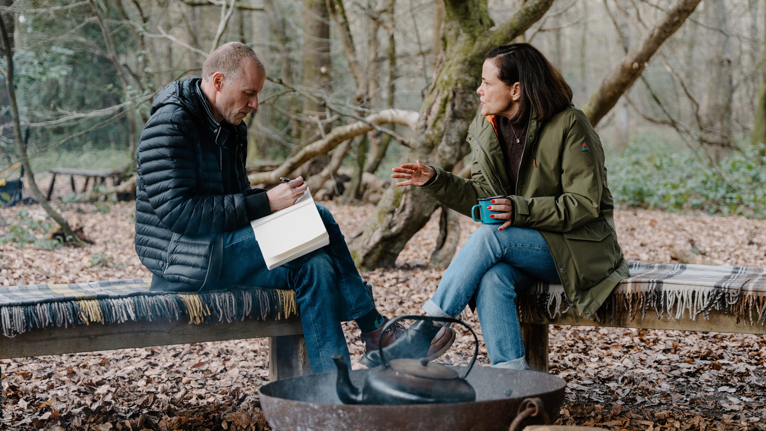 Фил беседует с Линой Рибейро, новым бренд-директором Dacia UK.