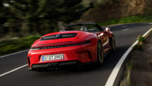 Porsche 911 SC - задняя система отслеживания.