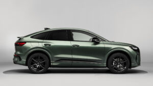 Audi Q4 Sportback e-tron с лицевой подтяжкой - боковой.