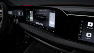 Audi Q9 - экранный экран.