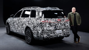 Ellis Hyde - Audi Q9 rear