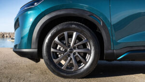 BYD Atto 2 DM-i - колесо колеса.
