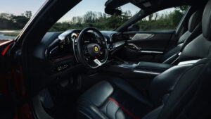 Ferrari Purosangue Handling Speciale - кабина для чистокровных Феррари - специальная для обработки.