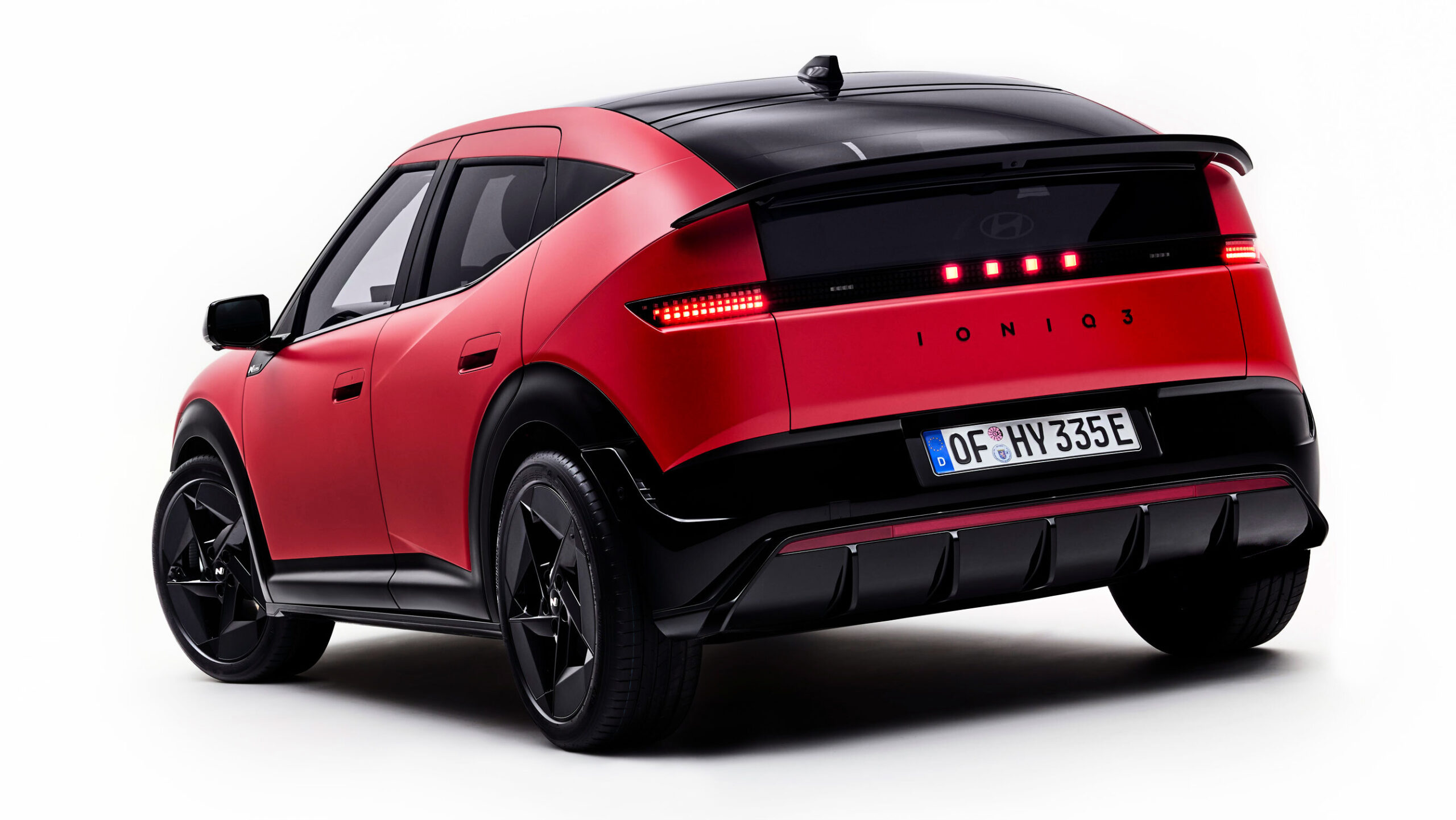 Hyundai Ioniq 3 - задняя часть.