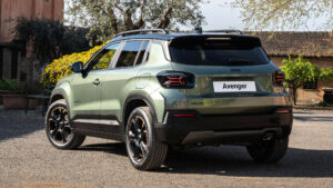 Jeep Avenger 85th Anniversary - задние статические сигналы
