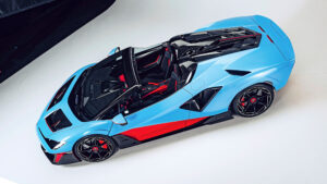 Lamborghini Fenomeno Roadster - выше показано изображение.