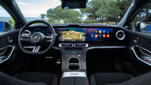 Mercedes C-Class Electric - dash
