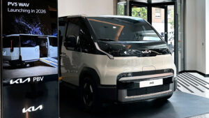 Новый Kia PV5 WAV - передний край.