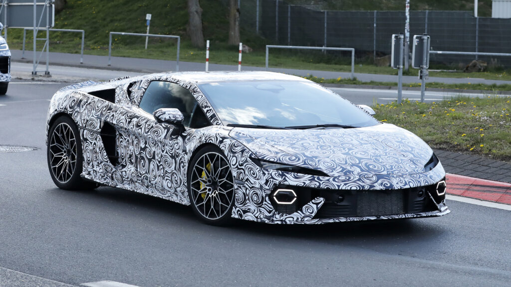New Lamborghini Temerario Spyder testing - front tracking