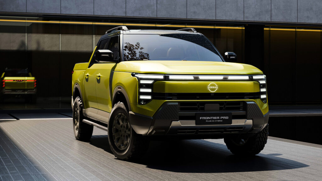 Nissan Frontier Pro hybrid - front end