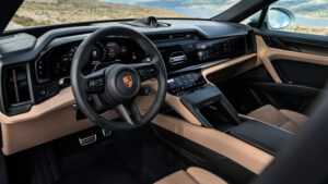 Porsche Cayenne Coupe Electric - с приборной панелью S.