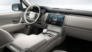 Range Rover SV Ultra - dash