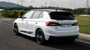 Skoda Fabia Motorsport Edition - задняя часть 3/4