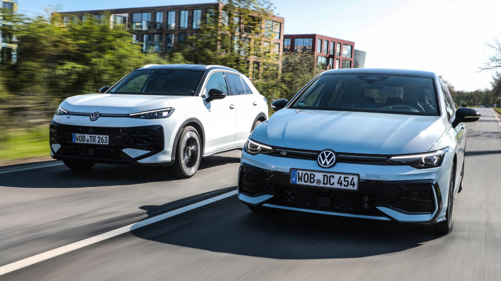 VW Golf and T-Roc full-hybrid - dynamic