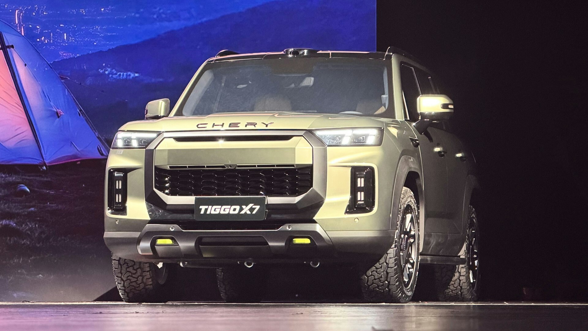 Chery Tiggo X7 &mdash; вид спереди