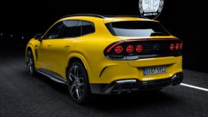 Mercedes-AMG GT SUV — вид сзади в студии