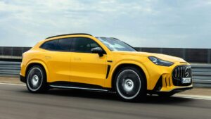 Mercedes-AMG GT SUV — вид спереди