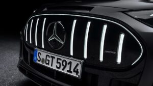 Mercedes-AMG GT SUV — решетка радиатора