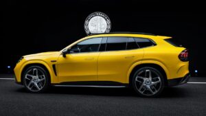 Mercedes-AMG GT SUV — вид сбоку
