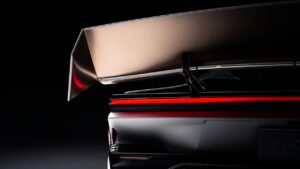 Новый Tesla Roadster — задний спойлер