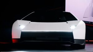 Представлен новый Tesla Roadster — вид спереди