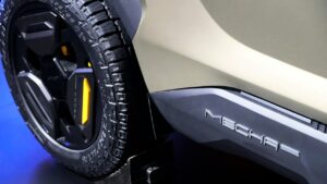 Omoda X — боковая отделка