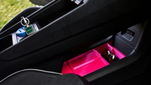 3D-печатные аксессуары для Skoda — держатель для солнцезащитных очков
