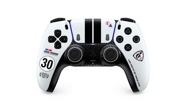 Контроллер PS5 DualSense к 30-летию Gran Turismo