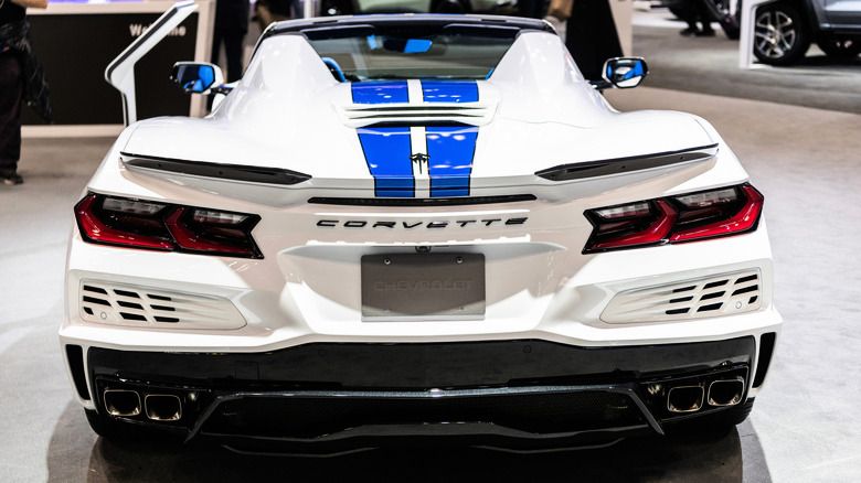 Электрический Chevrolet Corvette E-Ray с полным приводом