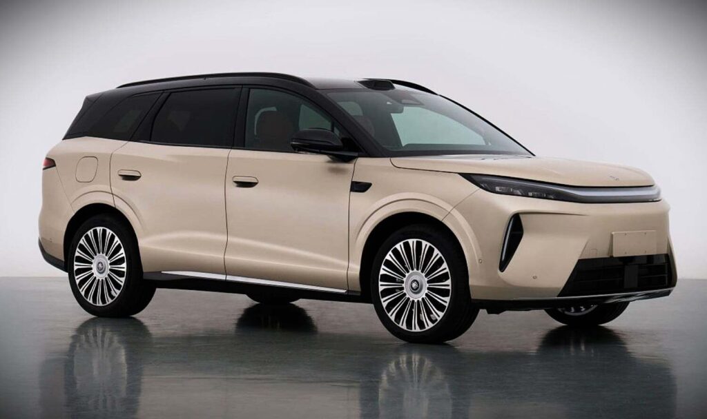 Новое поколение BYD Tang EV AWD с двумя двигателями мощностью 691 л.с. и максимальной скоростью 250 км/ч