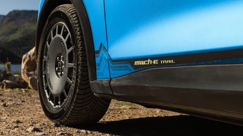 Ford Mustang Mach-E Trail