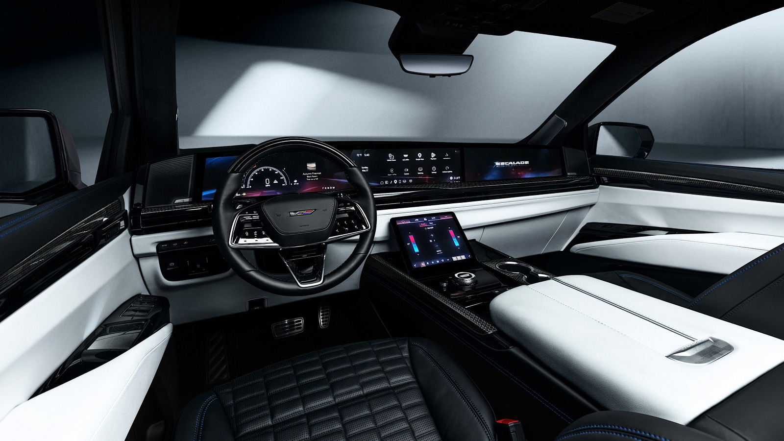 Вид интерьера Cadillac Escalade-V.