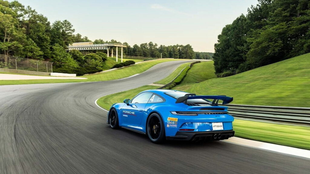 Porsche научит вас дрифтовать на 911 GT3 за 1500 долларов