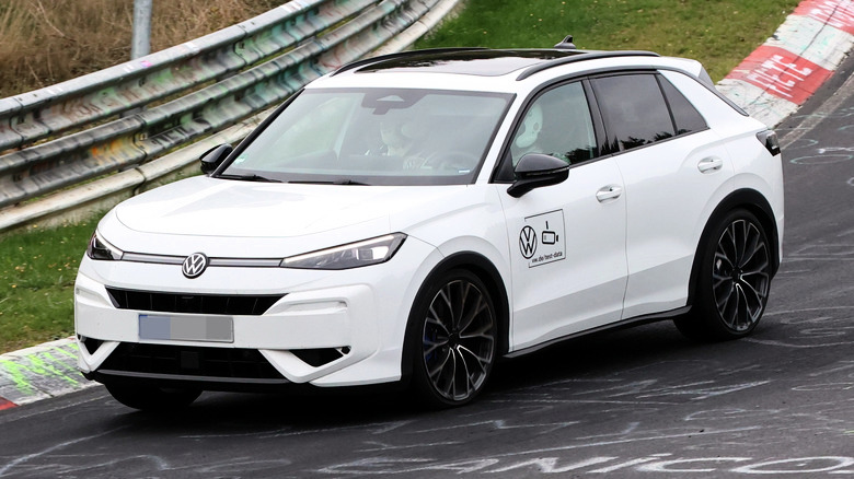 Прототип VW T-Roc R