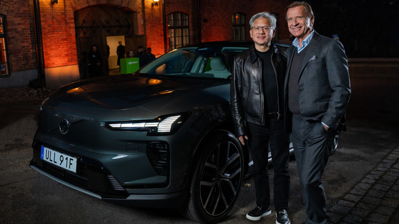 Генеральный директор Volvo H&aring;kan Samuelsson с главой Nvidia Дженсеном Хуангом